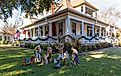 Jefferson, Texas: The Kennedy Manor with Christmas decorations
