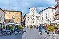 Piazza del Mercato in the center of Spoleto. Editorial credit: trabantos / Shutterstock.com