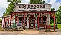 RM Brooks General Store was built between 1930 and 1940 in Rugby, Tennessee. image: Dee Browning - Shutterstock.