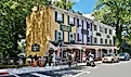 Tourists walk through Washington Street Mall in Cape May, New Jersey. JWCohen / Shutterstock.com.
