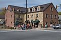 Corner of Main street, Nashville, Indiana. Image credit Serge Melki from Indianapolis, USA, CC BY 2.0, via Wikimedia Commons