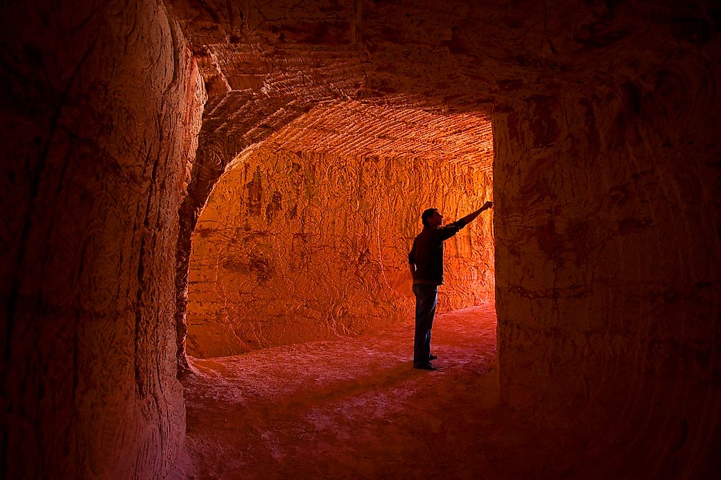 Life In The "Dugouts" Of Coober Pedy, A Unique Town In South Australia
