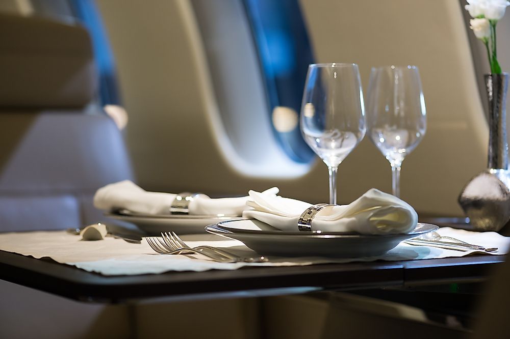 The 10 Most Luxurious First Class Flying Experiences