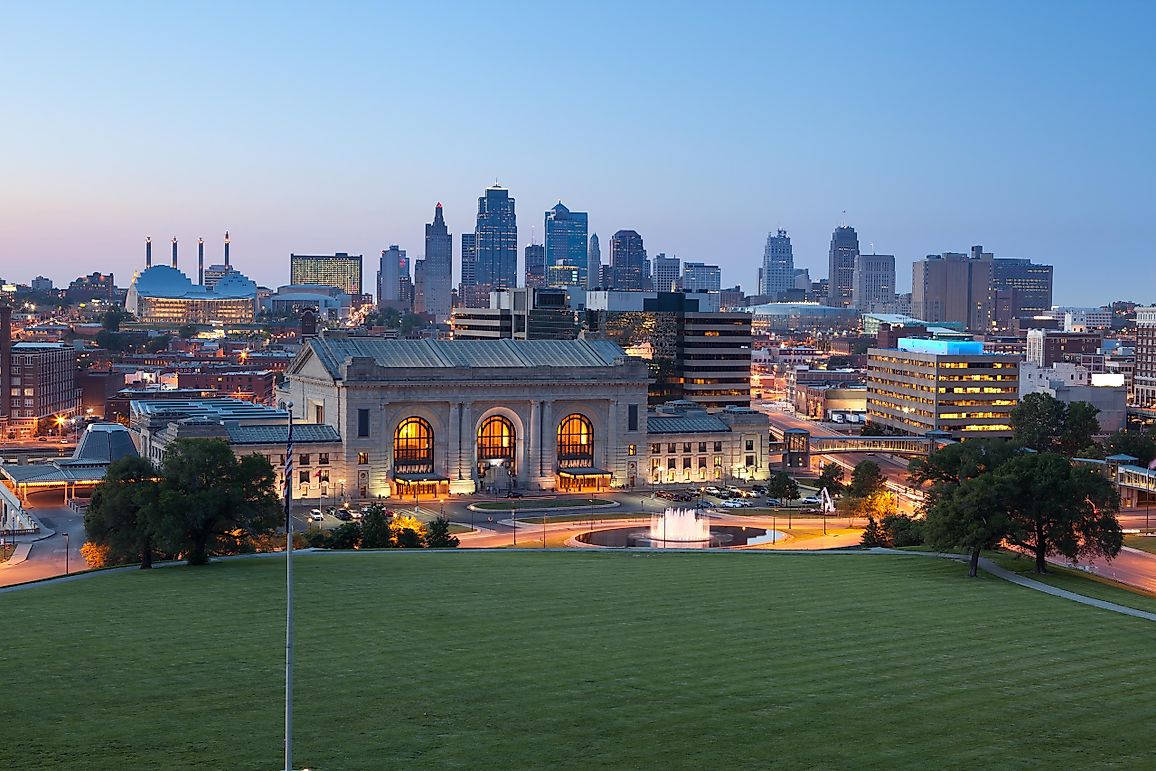 What Are The Biggest Industries In Missouri?