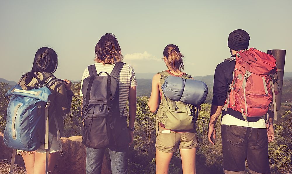 10 Tips for Backpacking On a Budget