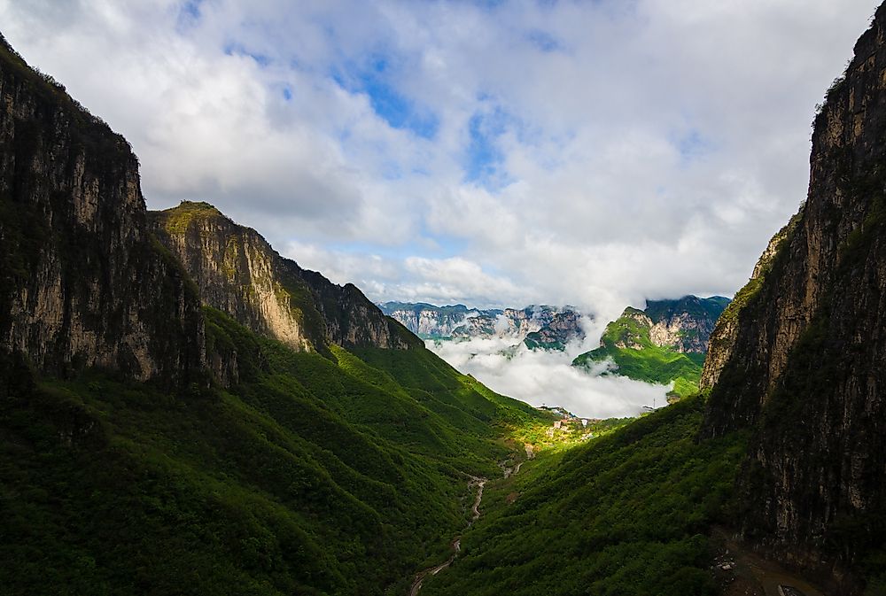 Where are the Taihang Mountains?
