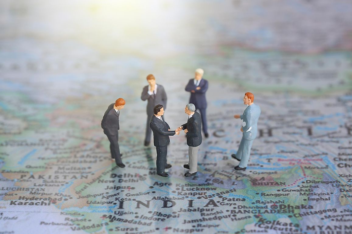 How To Make A Good Impression On Your Colleagues From Asia