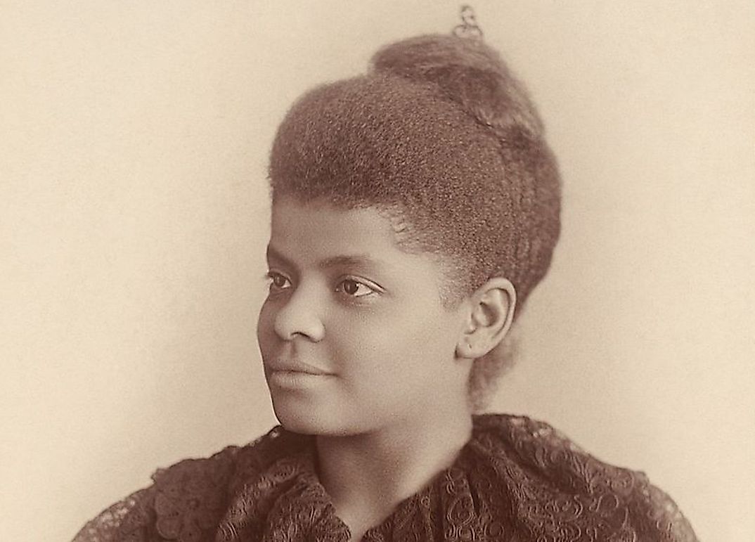 10 Famous Suffragettes