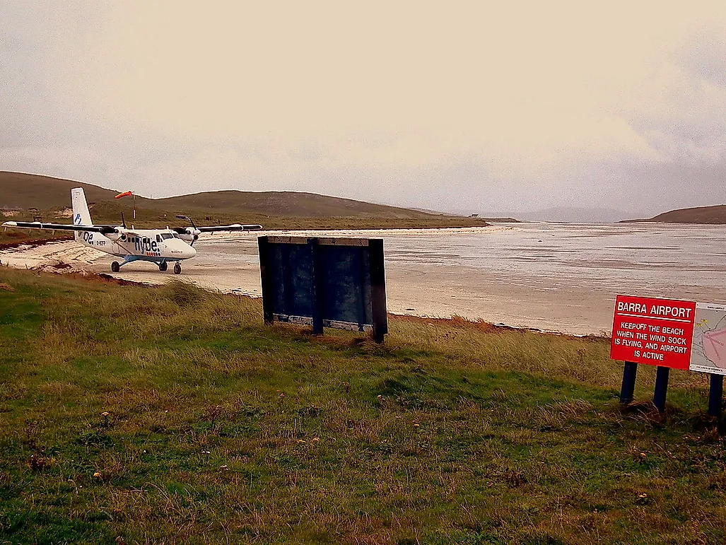 What Is Unique About The Barra Airport In Scotland?