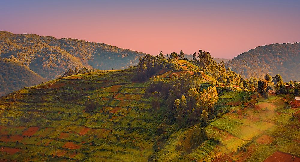 Which Countries Border Rwanda?