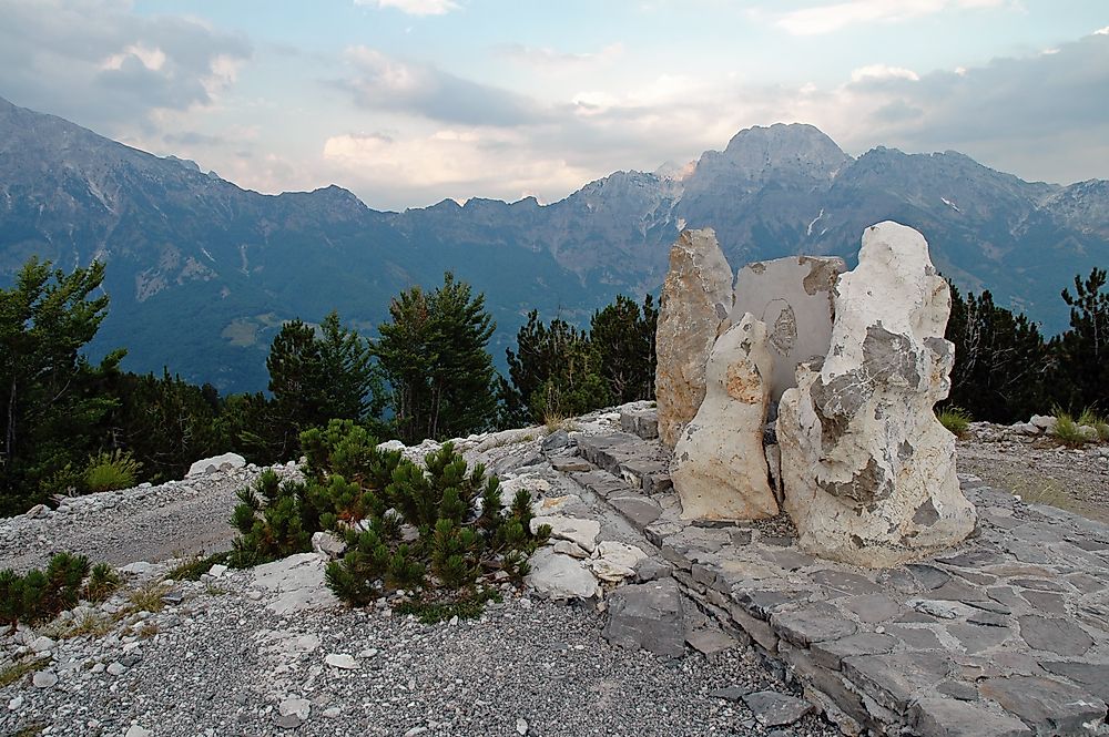 Where are the Dinaric Alps?