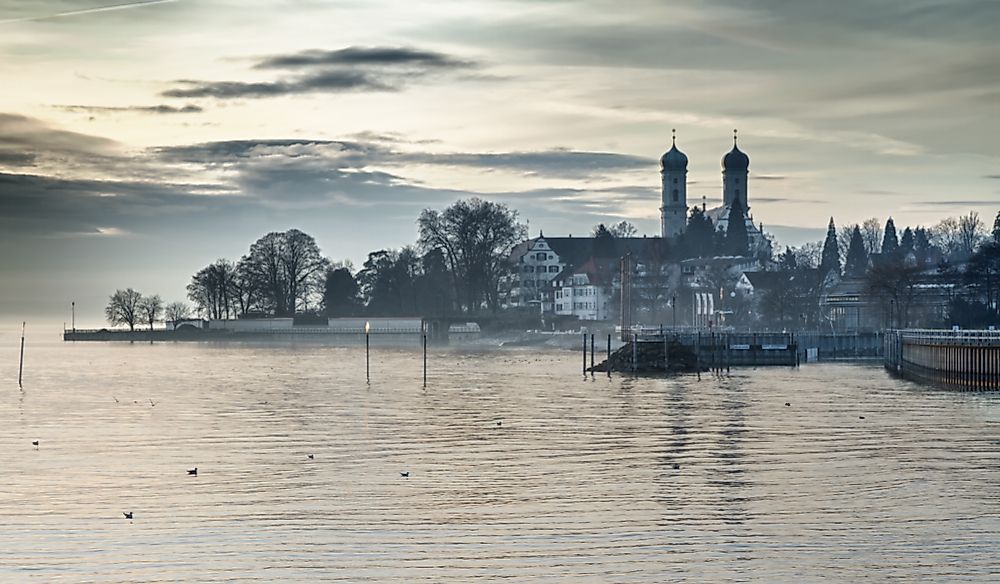 Which Countries Share Lake Constance?