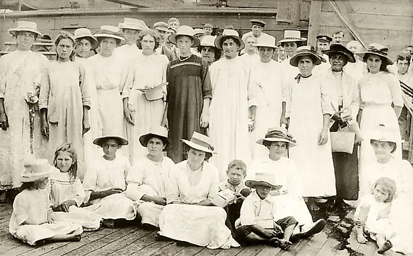 People Of The Pitcairn Islands WorldAtlas