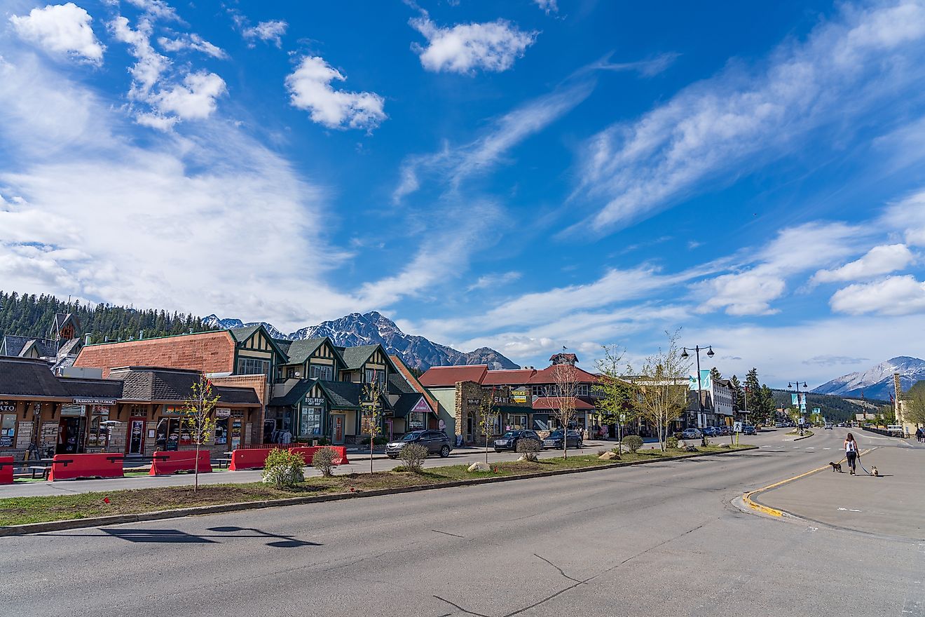 8 Ideal Alberta Destinations for a 3-Day Weekend in 2026