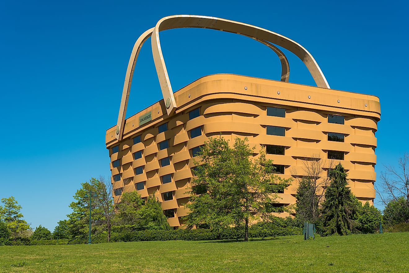 10 Strangest Landmarks in The United States