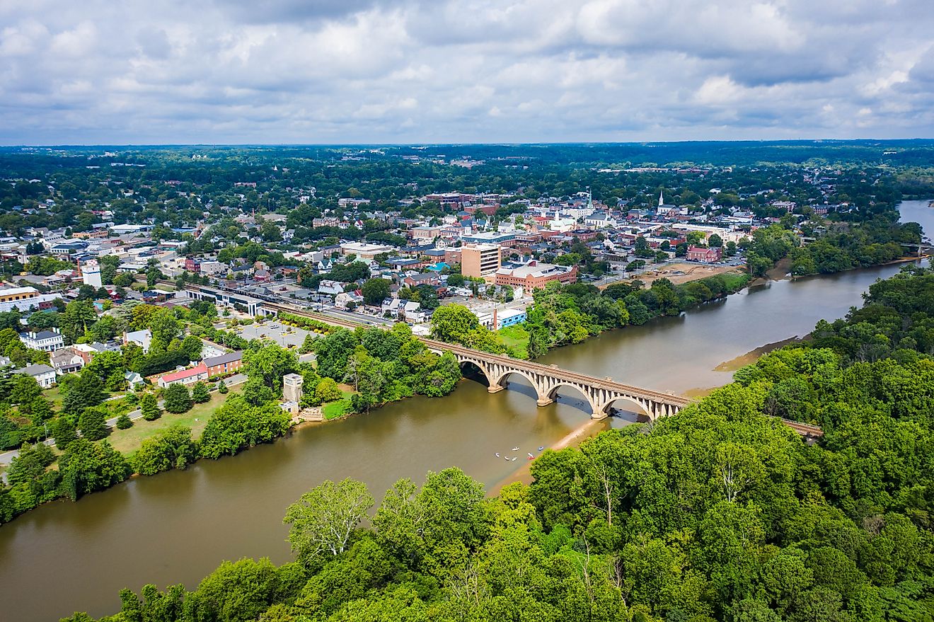 The Most Charming River Towns In Virginia