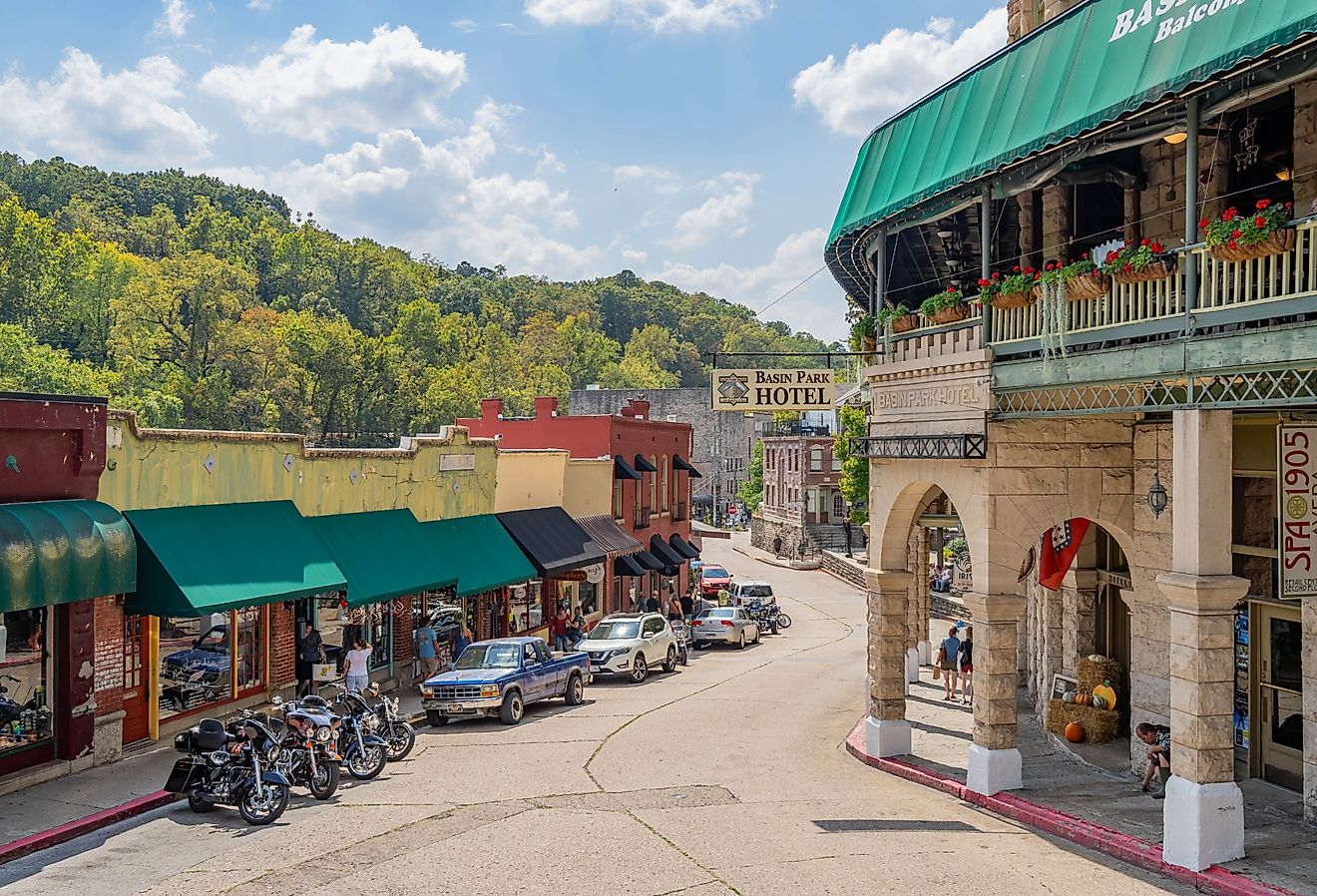 7 Prettiest Main Streetscapes In The Ozarks
