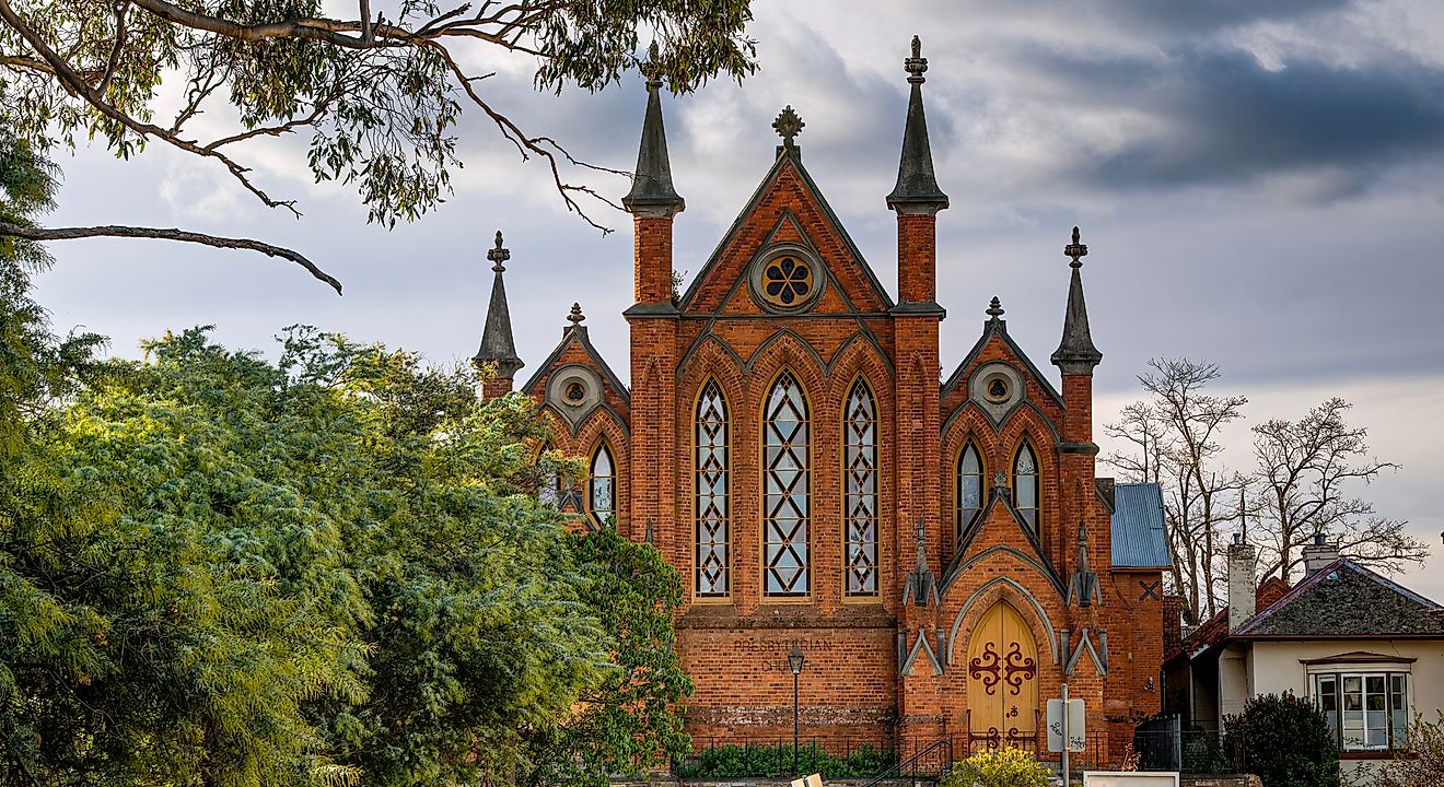 9 Small Towns in Victoria with the Best Downtowns