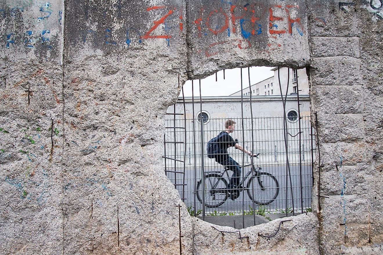 Berlin Wall WorldAtlas