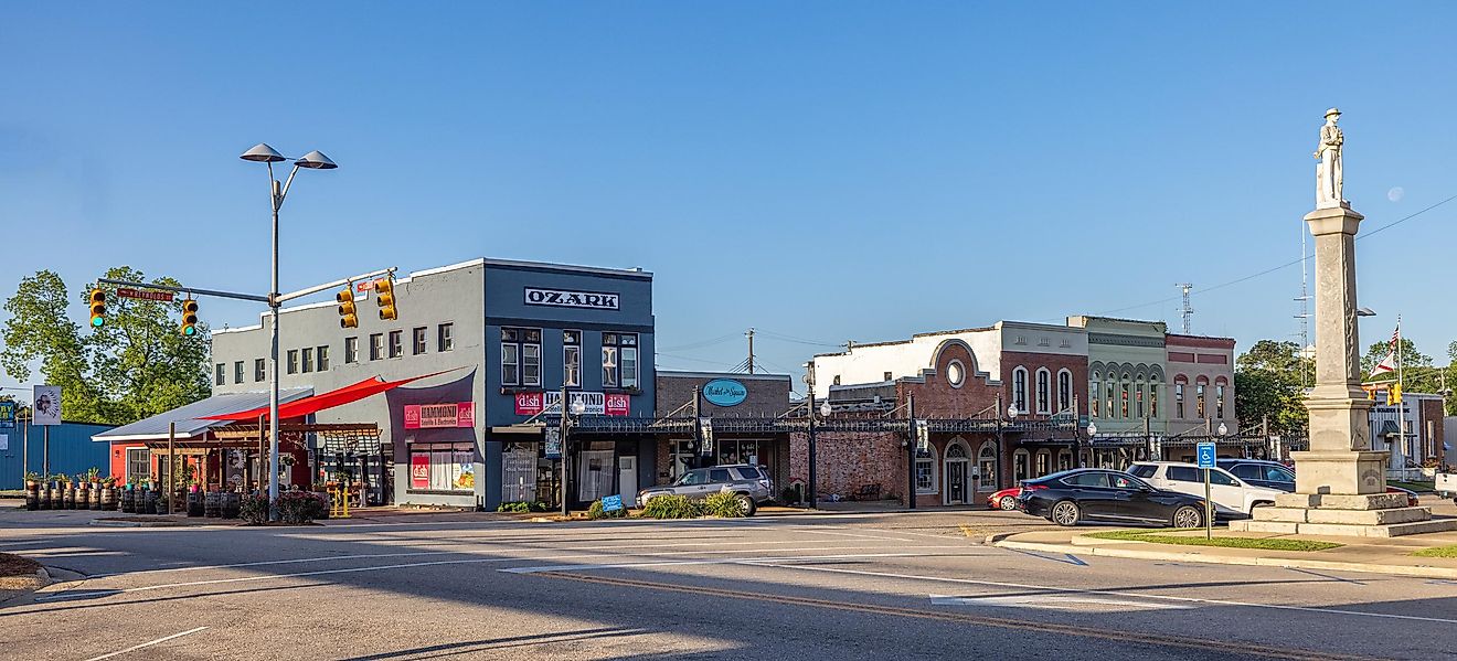 11 Best Towns In Alabama For Retirees