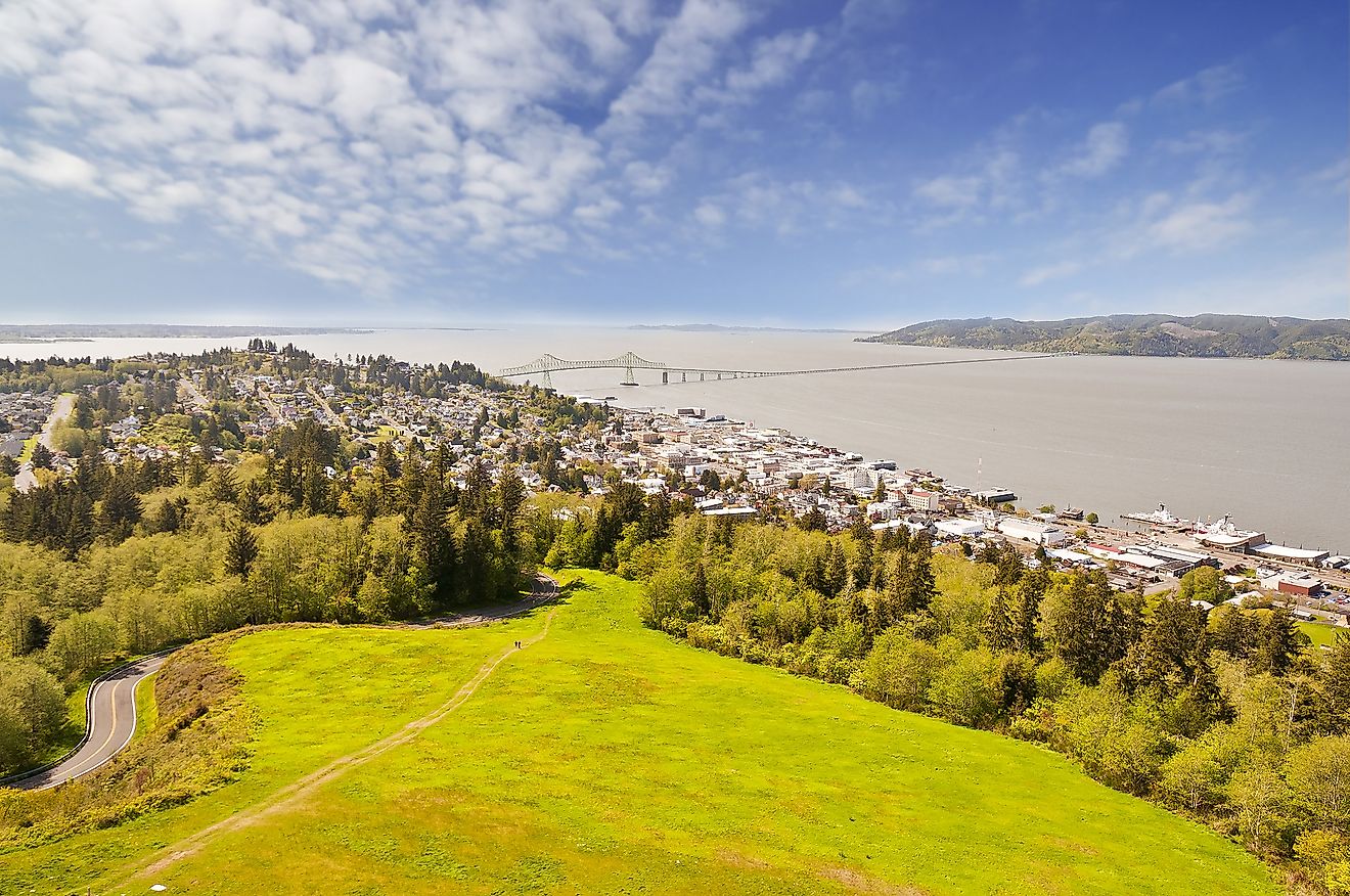 9 Most Scenic Small Towns In Oregon WorldAtlas