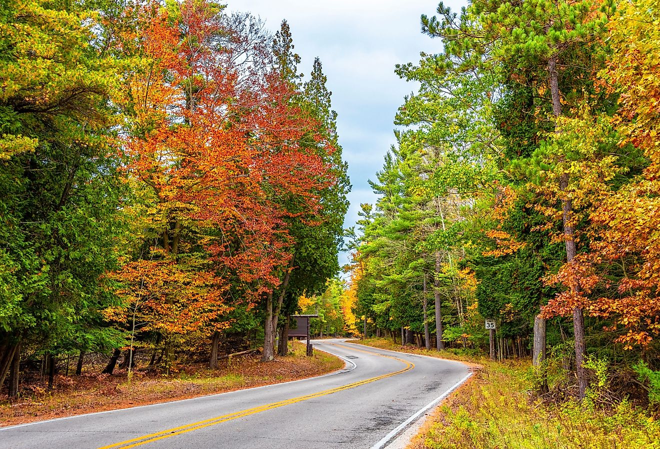 Fall Between 2024's Towns In Wisconsin That Come Alive In Fall