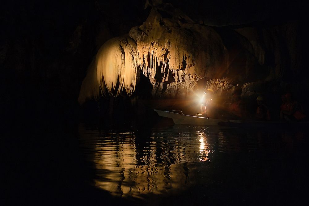 where is the longest underground river in the world found