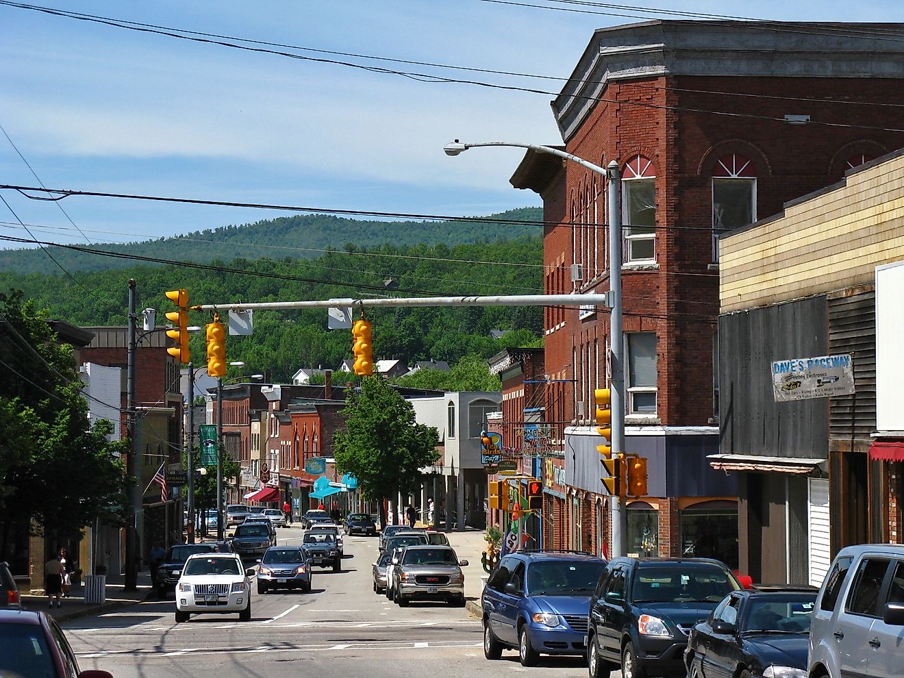 This Quiet New Hampshire City Is An Underrated Gem For Nature Lovers