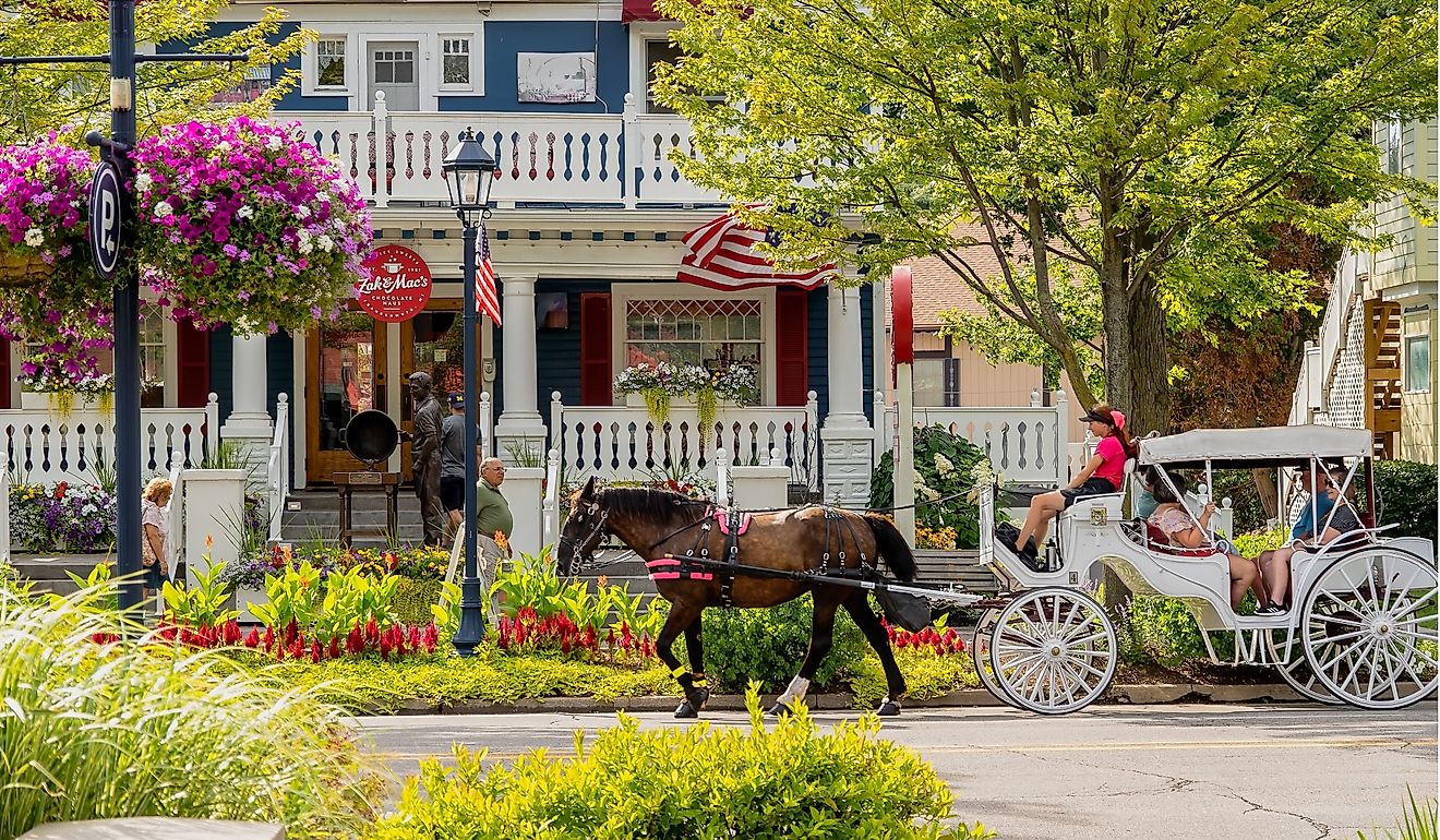 12 Offbeat Michigan Towns To Visit In 2026