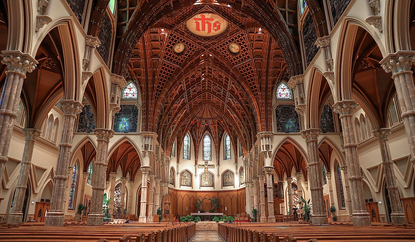 5 Most Beautiful Gothic Churches In Illinois