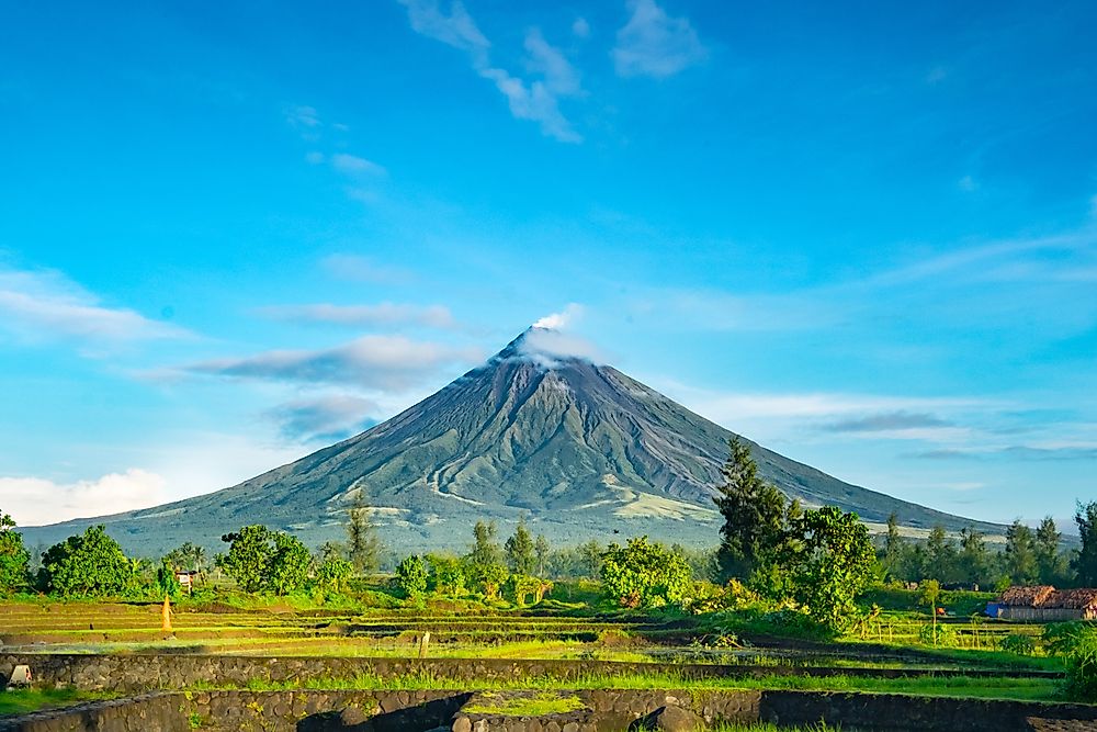 Bulkan Mayon Story - Seve Ballesteros Foundation