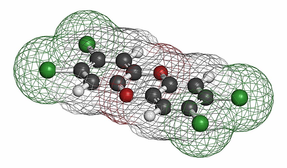 A cloud of 2,3,7,8-Tetrachlorodibenzodioxin (TCDD) descended on the towns of Seveso and Meda, Italy.