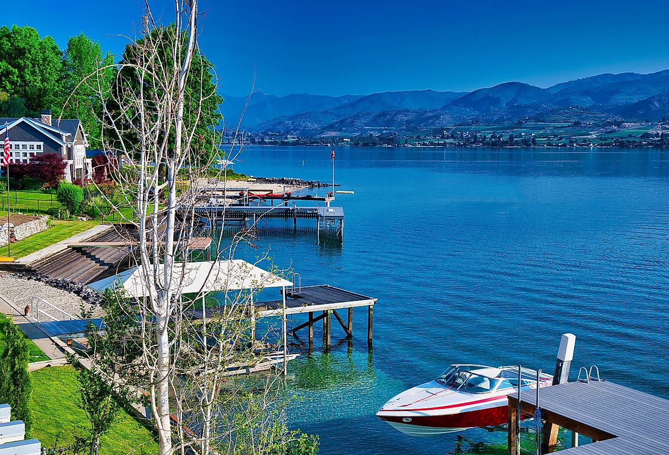 A lakeshore view at Lake Chelan in Washington.