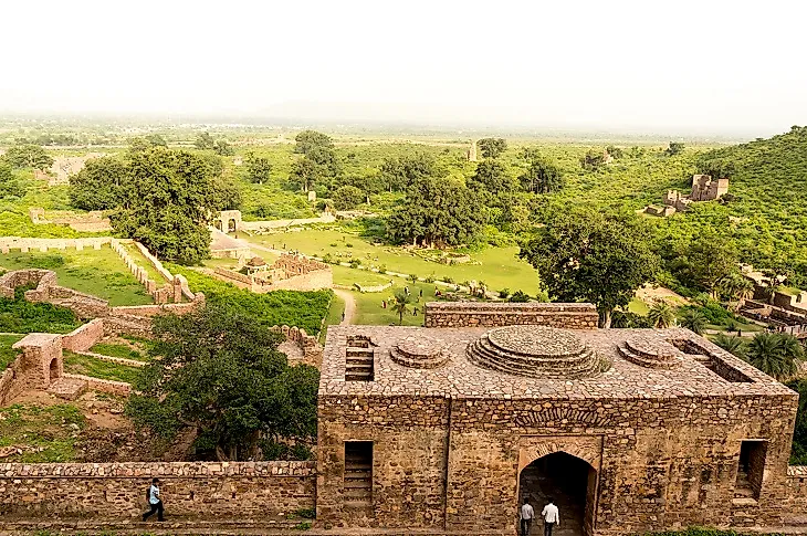 Of the day, Bhangarh Fort often teems with tourists. Said to be haunted, nighttime entry into the abandoned city and fort is prohibited.