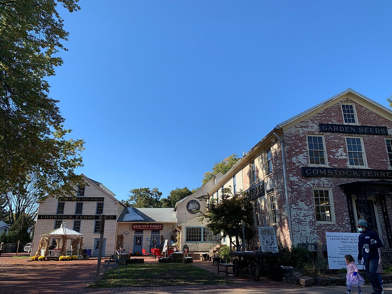Historical buildings in Wethersfield, Connecticut. Image credit singh_lens via Shutterstock 