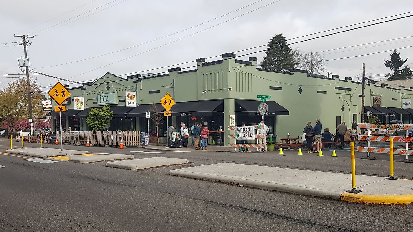 The Jam on Hawthorne restaurant in the Hawthorne District of Portland. Another Believer / Commons.Wikimedia.org