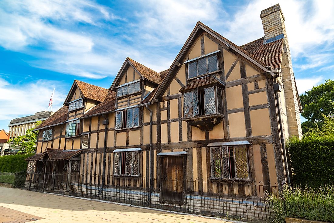 This house in Stratford-Upon-Avon is believed to be the birthplace of William Shakespeare. 