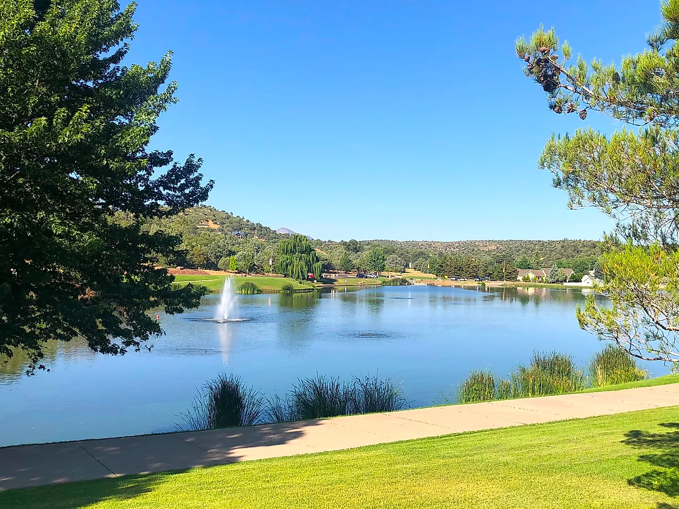 Green Valley Lake in Payson, Arizona. Image credit: Richard N Horne via Wikimedia Commons.