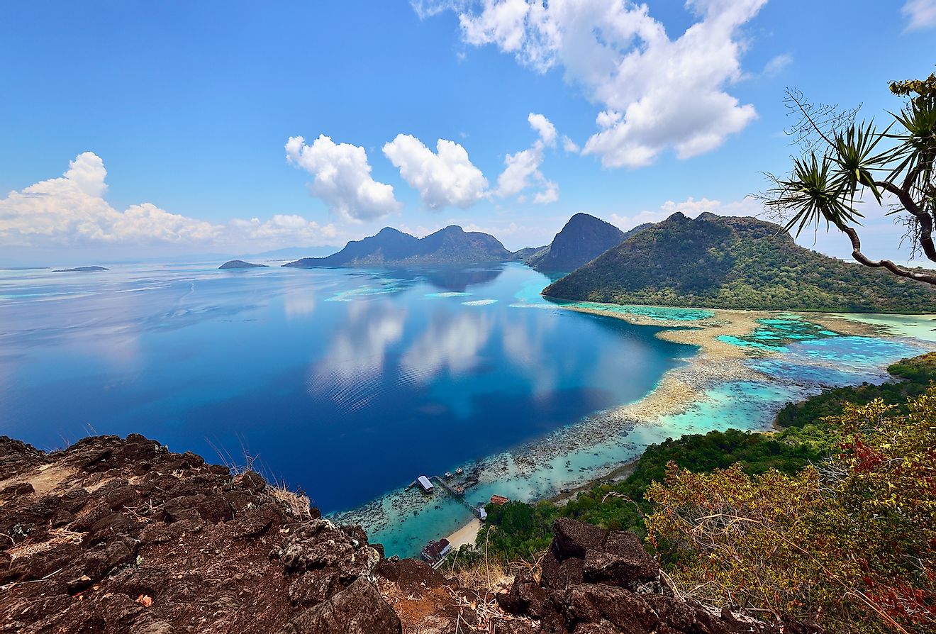 Bohey Dulang Island near Sipadan Island, Sabah, Borneo, Malaysia. Image credit: Nokuro/Shutterstock.com