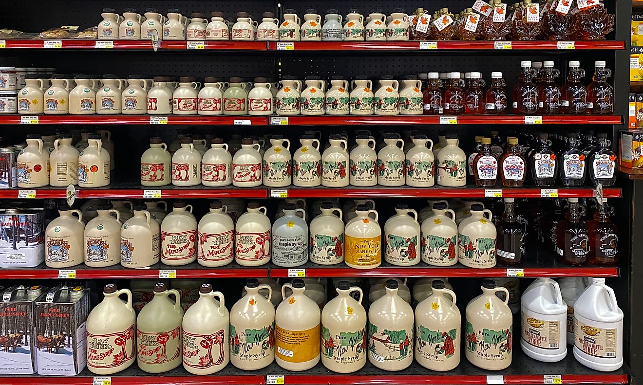 Maple syrup for sale at Sauders Store in Seneca Falls, New York. By Andre Carrotflower - Own work, CC BY-SA 4.0, Wikimedia Commons.