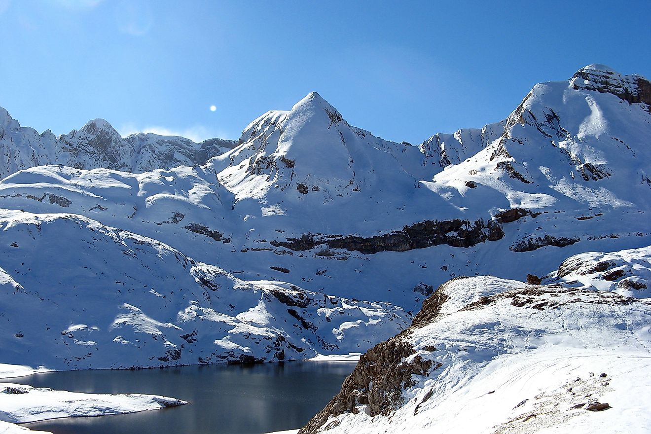 The Sierra Nevada mountain range is known for having "sky islands" 