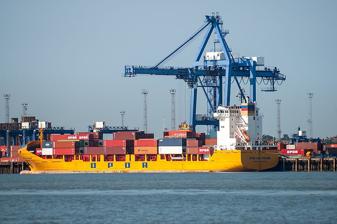 The port of Felixstowe controls more than 42% of UK’s containerized trade. Editorial credit: TasfotoNL / Shutterstock.com