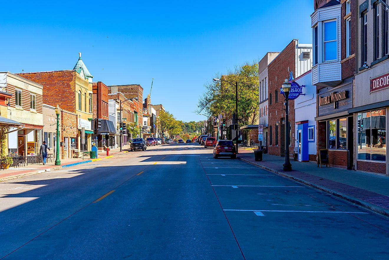 W Water Street n Decorah, Iowa. Editorial credit: Steve Heap / Shutterstock.com