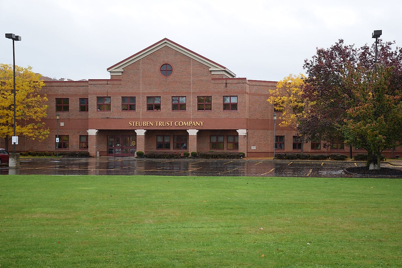 Headquarters for Steuben Trust Company in Hornell. Editorial credit: Nat koschara / Shutterstock.com