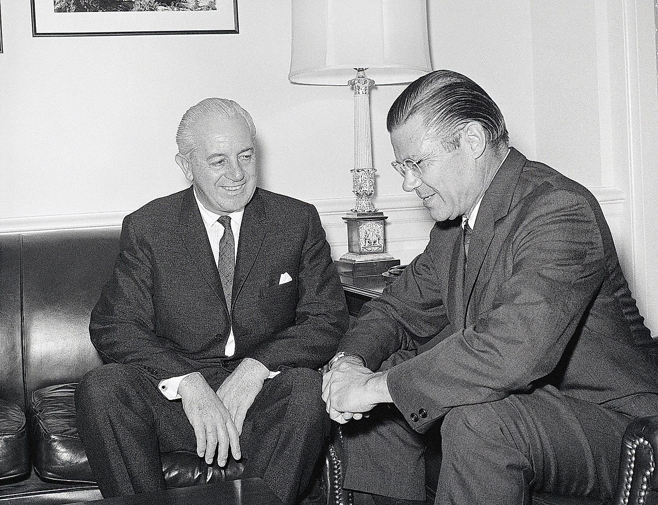 Holt with U.S. Defense Secretary Robert McNamara at the Pentagon in July 1966. Image credit: Ronald Hall - DoD/Public domain