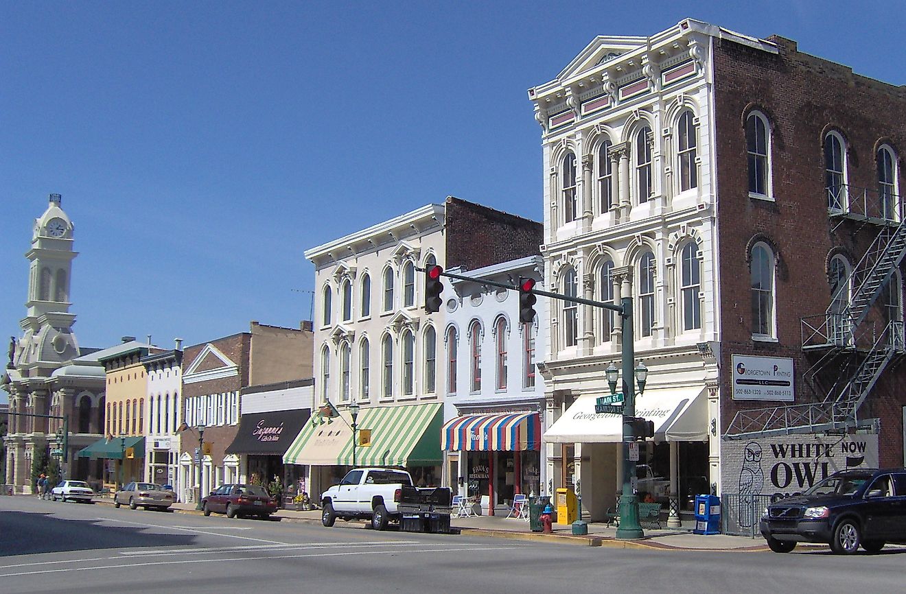 Downtown Georgetown, Kentucky. Image credit FloNight (Sydney Poore) and Russell Poore via Wikimedia Commons.