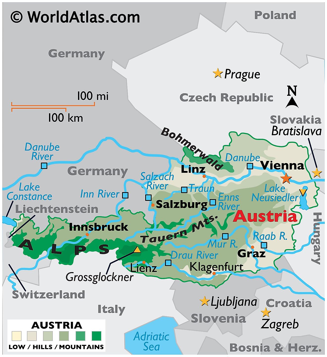 Mapa físico de Austria que muestra el terreno, los ríos principales, los puntos extremos, las cadenas montañosas, el lago Neusiedler, las ciudades importantes, las fronteras internacionales, etc.