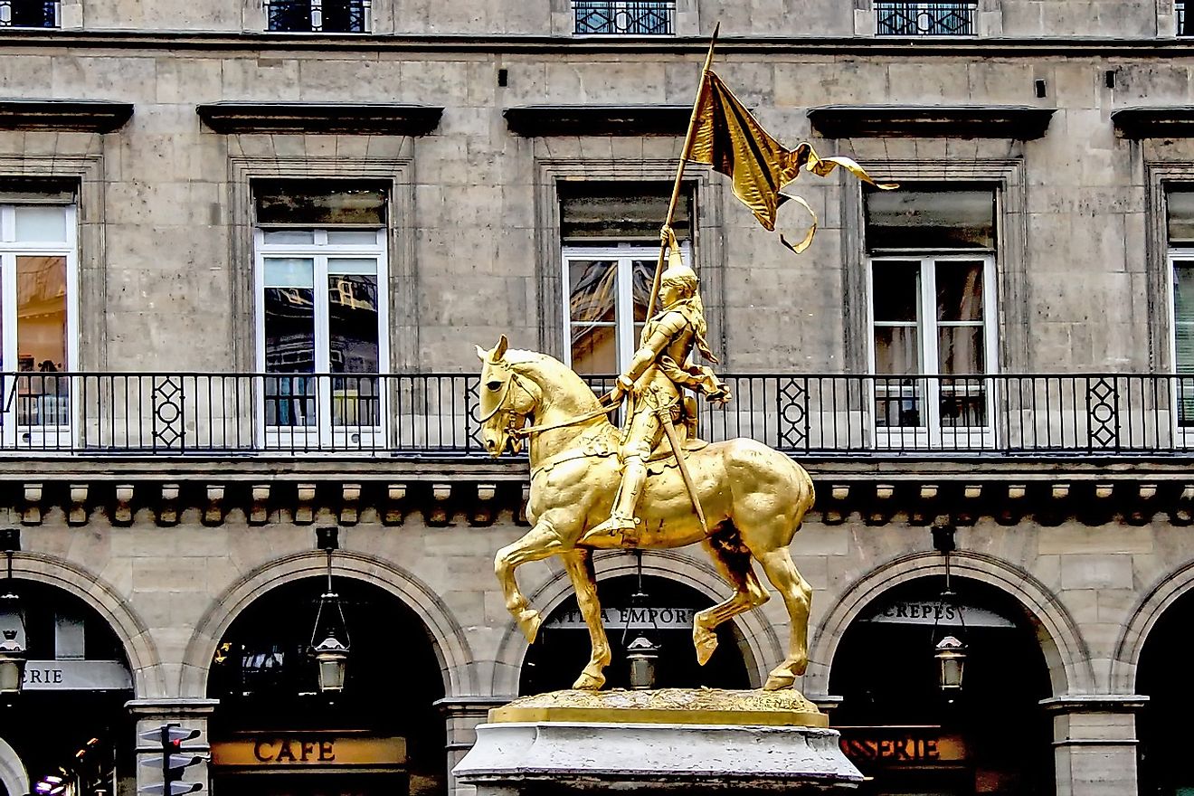 Joan of Arc statue. Image credit: Wolfgang Claussen from Pixabay
