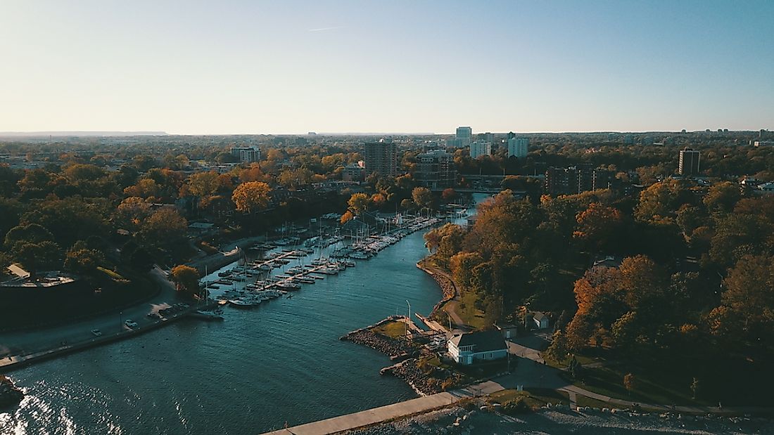 Oakville, Ontario was chosen as the top place to live in Canada. 