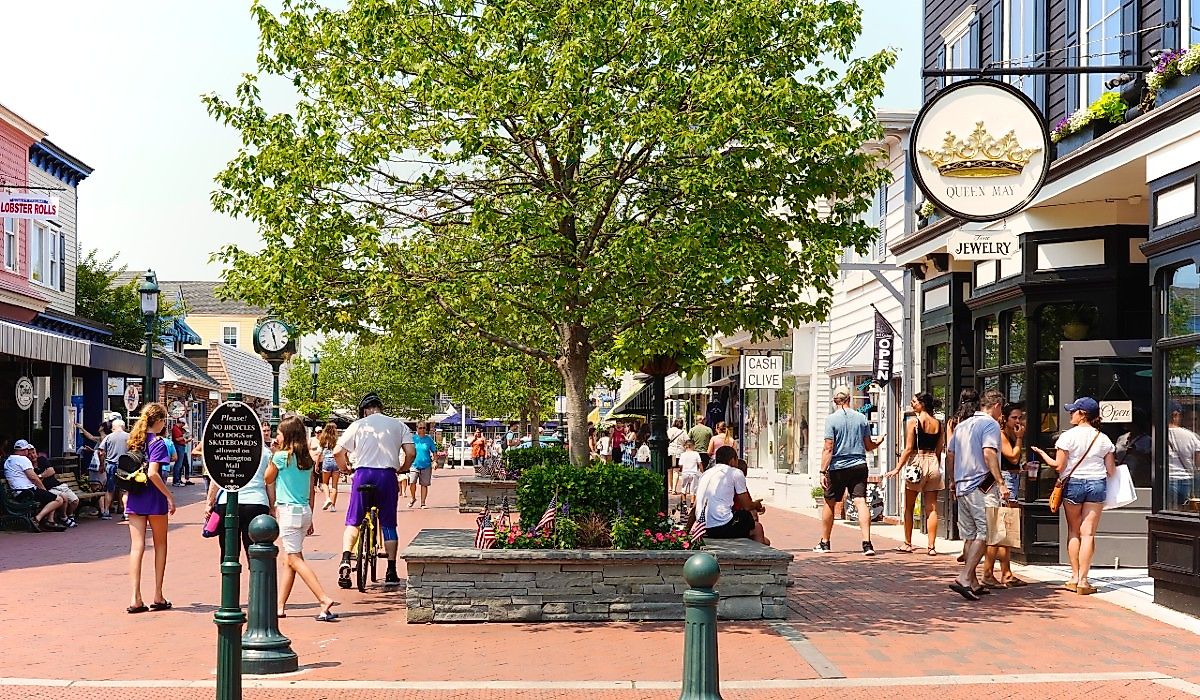 Washington Street Mall in Cape May, New Jersey. Image credit George Wirt via Shutterstock